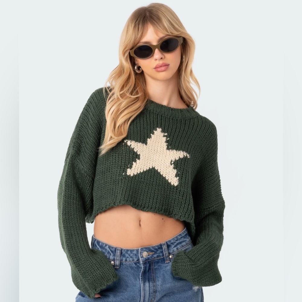 Edikted Off-the-Shoulder Dark Green Sweater